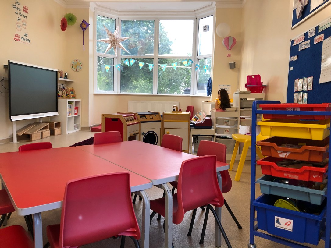 93E98050-E750-4D3B-AAA5-1F113A687F62